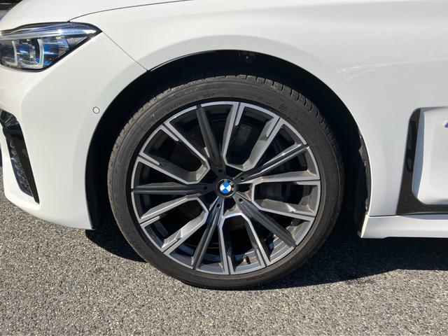 750i xDrive Mスポーツ ブラックレザー サンルーフ 20インチAW HDDナビ 地デジ ソフトクローズドア ヘッドアップディスプレイ ハーマンカードン 全周囲カメラ ETC インテリジェントセーフティ(13枚目)