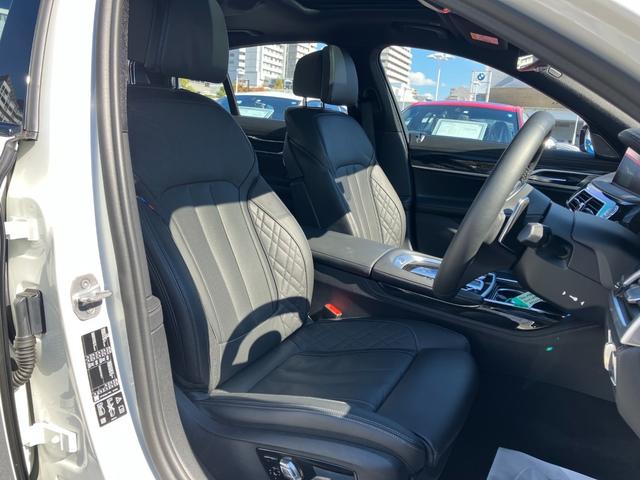 750i xDrive Mスポーツ ブラックレザー サンルーフ 20インチAW HDDナビ 地デジ ソフトクローズドア ヘッドアップディスプレイ ハーマンカードン 全周囲カメラ ETC インテリジェントセーフティ(51枚目)