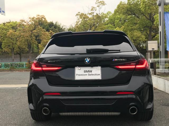 Ｍ１３５ｉ　ｘＤｒｉｖｅ　弊社デモカー　禁煙　Ｍプラス・パッケージ　ヘッドアップディスプレイ　アダプティブサスペンション　Ｍスポーツシート　Ｍシートベルト　サンプロテクションガラス　ストレージコンパートメントパッケージ(9枚目)