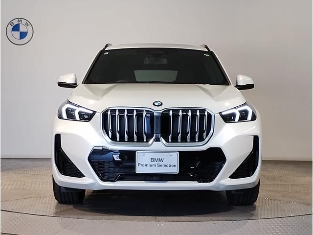 Ｘ１ ｘＤｒｉｖｅ　２０ｄ　Ｍスポーツ　１オーナー　パノラマガラスサンルーフ　カーブドディスプレイ　アクティブクルーズコントロール　シートヒーター　パーキングアシストプラス　ヘッドアップディスプレイ　電動シート　１８インチＡＷ（5枚目）