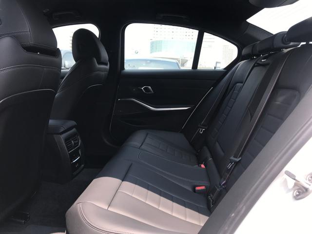 ３シリーズ Ｍ３４０ｉ　ｘＤｒｉｖｅ　後期ＬＣＩモデル　デモカー　ブラックレザー　ハーマンカードン　パーキングアシストプラス　ヘッドアップディスプレイ　アクティブクルーズ　レッドキャリパー　１９インチホイール　地デジ　カーブドディスプレイ（29枚目）