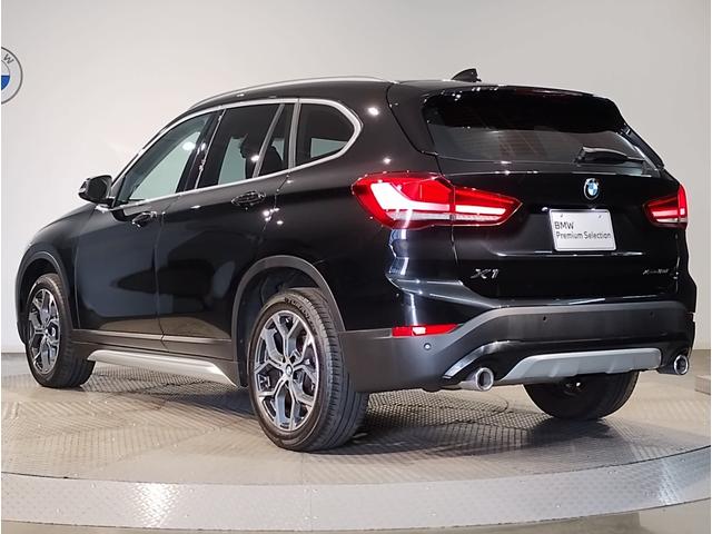 Ｘ１ ｘＤｒｉｖｅ　１８ｄ　ｘライン　コンフォートパッケージ　電動トランク　ＡＣＣ　パワーシート　衝突軽減ブレーキ　車線逸脱警告　パーキングサポート　後期ＬＥＤヘッドライト　純正ナビ　１８インチアルミ（7枚目）