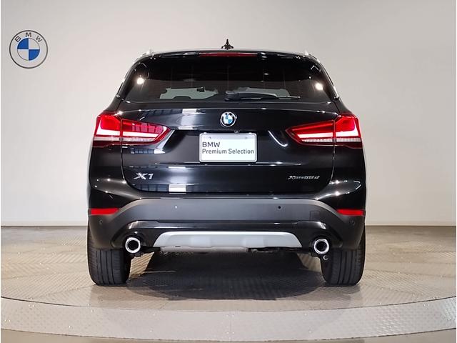 Ｘ１ ｘＤｒｉｖｅ　１８ｄ　ｘライン　コンフォートパッケージ　電動トランク　ＡＣＣ　パワーシート　衝突軽減ブレーキ　車線逸脱警告　パーキングサポート　後期ＬＥＤヘッドライト　純正ナビ　１８インチアルミ（8枚目）