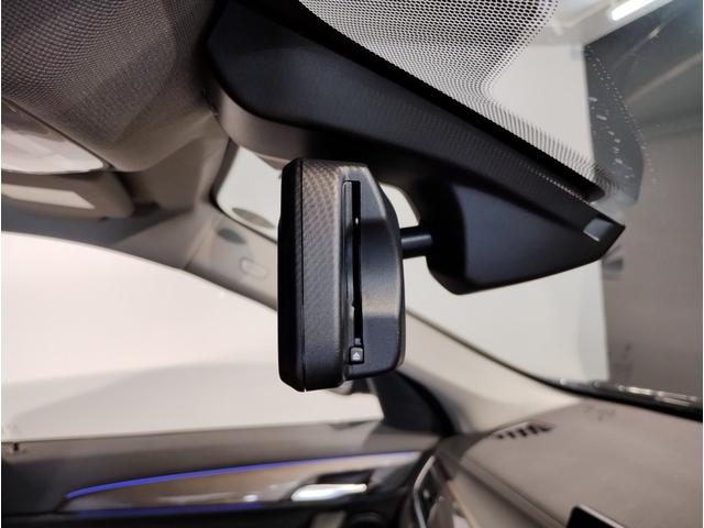 Ｘ１ ｘＤｒｉｖｅ　１８ｄ　ｘライン　コンフォートパッケージ　電動トランク　ＡＣＣ　パワーシート　衝突軽減ブレーキ　車線逸脱警告　パーキングサポート　後期ＬＥＤヘッドライト　純正ナビ　１８インチアルミ（66枚目）