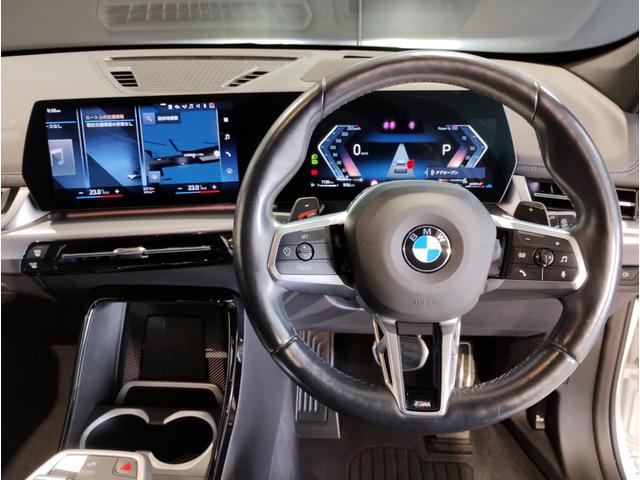 Ｘ１ ｘＤｒｉｖｅ　２０ｄ　Ｍスポーツ　カーブドディスプレイ　全周囲カメラ　アップルカープレイ　Ｂｌｕｅｔｏｏｔｈ　ＡＣＣ　ヘッドアップディスプレイ　電動トランク　　シートヒーター　衝突被害軽減ブレーキ　車線逸脱警告　ミラーＥＴＣ　元レンタ（39枚目）