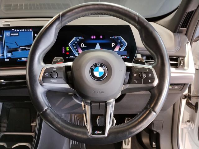 Ｘ１ ｘＤｒｉｖｅ　２０ｄ　Ｍスポーツ　カーブドディスプレイ　全周囲カメラ　アップルカープレイ　Ｂｌｕｅｔｏｏｔｈ　ＡＣＣ　ヘッドアップディスプレイ　電動トランク　　シートヒーター　衝突被害軽減ブレーキ　車線逸脱警告　ミラーＥＴＣ　元レンタ（40枚目）