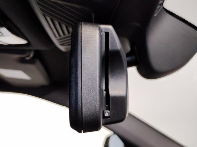 Ｘ１ ｘＤｒｉｖｅ　２０ｄ　Ｍスポーツ　カーブドディスプレイ　全周囲カメラ　アップルカープレイ　Ｂｌｕｅｔｏｏｔｈ　ＡＣＣ　ヘッドアップディスプレイ　電動トランク　　シートヒーター　衝突被害軽減ブレーキ　車線逸脱警告　ミラーＥＴＣ　元レンタ（71枚目）