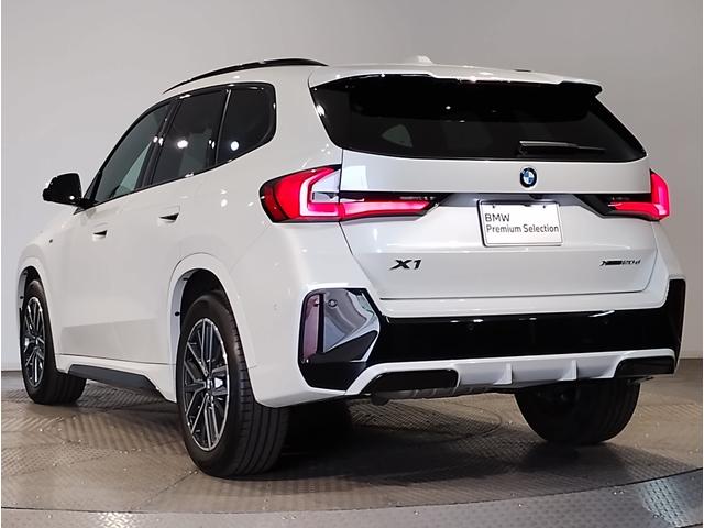 Ｘ１ ｘＤｒｉｖｅ　２０ｄ　Ｍスポーツ　カーブドディスプレイ　全周囲カメラ　アップルカープレイ　Ｂｌｕｅｔｏｏｔｈ　ＡＣＣ　ヘッドアップディスプレイ　電動トランク　　シートヒーター　衝突被害軽減ブレーキ　車線逸脱警告　ミラーＥＴＣ　元レンタ（79枚目）