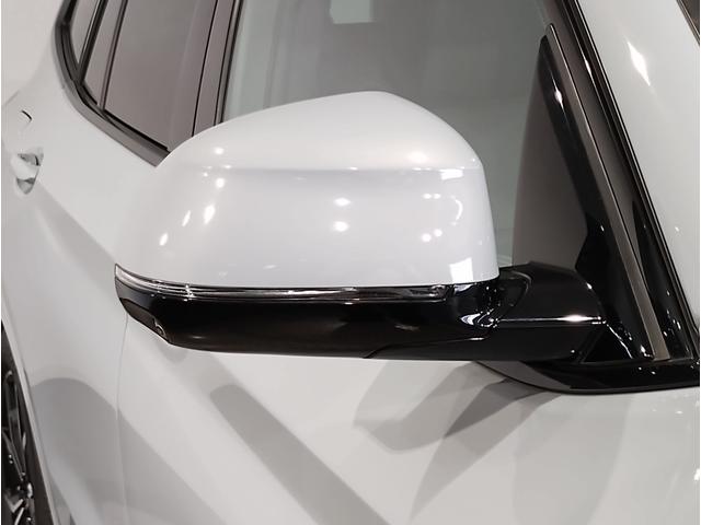 X3 xDrive 20d Mスポーツ セレクトパッケージ サンルーフ ハーマンカードンサウンドシステム 19インチアルミ ステアリングサポート トップビューカメラ 衝突軽減ブレーキ 車線逸脱警告 電動トランク(14枚目)