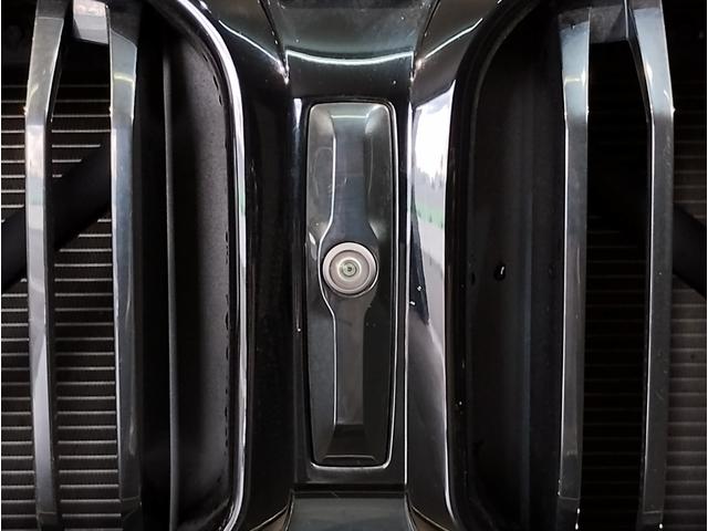 X3 xDrive 20d Mスポーツ セレクトパッケージ サンルーフ ハーマンカードンサウンドシステム 19インチアルミ ステアリングサポート トップビューカメラ 衝突軽減ブレーキ 車線逸脱警告 電動トランク(19枚目)