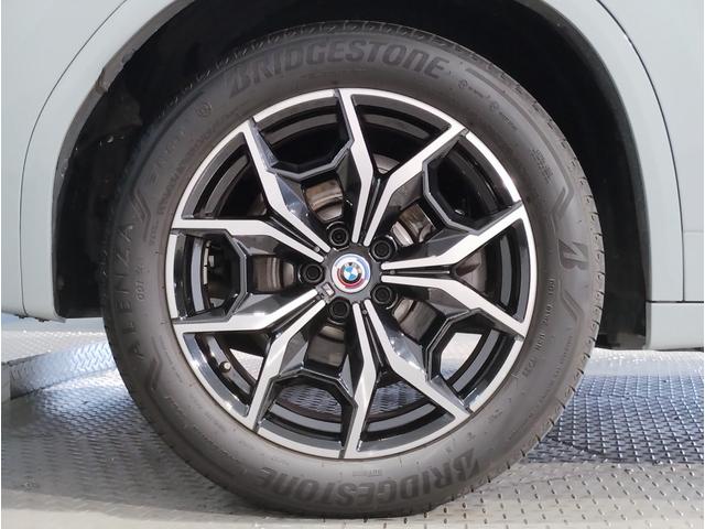 X3 xDrive 20d Mスポーツ セレクトパッケージ サンルーフ ハーマンカードンサウンドシステム 19インチアルミ ステアリングサポート トップビューカメラ 衝突軽減ブレーキ 車線逸脱警告 電動トランク(21枚目)