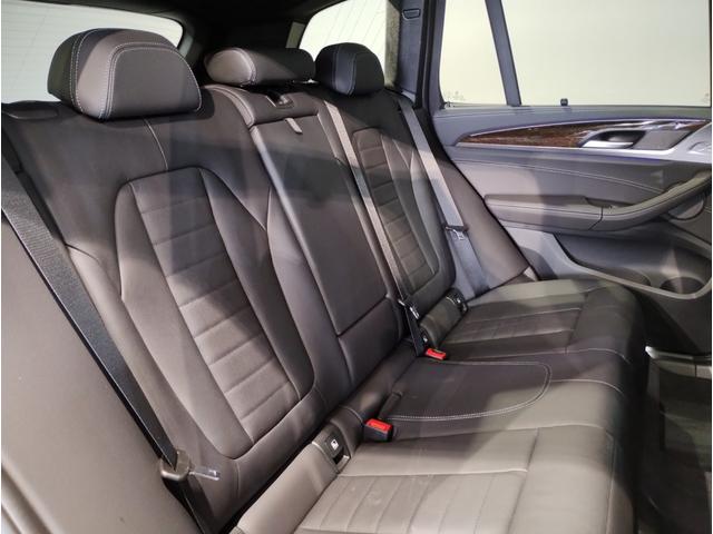 X3 xDrive 20d Mスポーツ セレクトパッケージ サンルーフ ハーマンカードンサウンドシステム 19インチアルミ ステアリングサポート トップビューカメラ 衝突軽減ブレーキ 車線逸脱警告 電動トランク(35枚目)