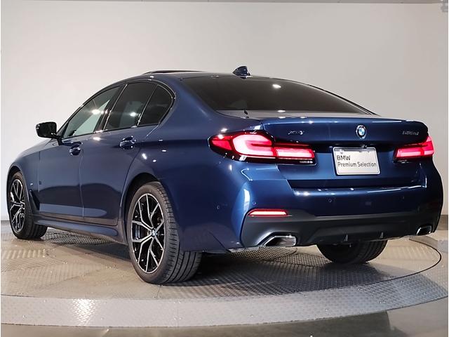 ５シリーズ ５２３ｄ　ｘＤｒｉｖｅ　Ｍスポーツ　サンルーフ　４ゾーンエアコン　アイボリーレザー　ヘッドアップディスプレイ　電動トランク　電動シート　１９インチＡＷ　アクティブクルーズコントロール　ＬＥＤヘッドライト　純正ナビ　ＴＶ　バックカメラ（6枚目）