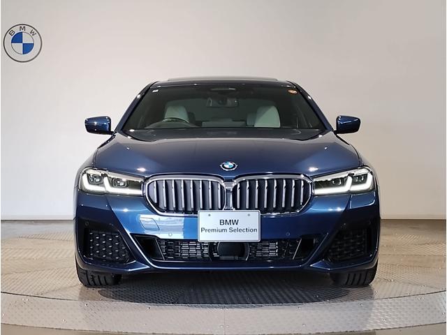 ５シリーズ ５２３ｄ　ｘＤｒｉｖｅ　Ｍスポーツ　サンルーフ　４ゾーンエアコン　アイボリーレザー　ヘッドアップディスプレイ　電動トランク　電動シート　１９インチＡＷ　アクティブクルーズコントロール　ＬＥＤヘッドライト　純正ナビ　ＴＶ　バックカメラ（8枚目）