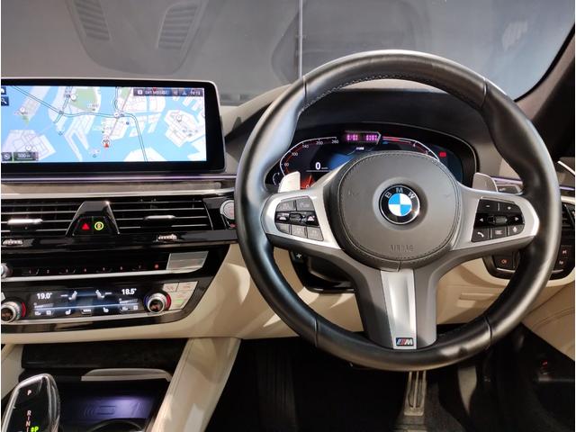 ５シリーズ ５２３ｄ　ｘＤｒｉｖｅ　Ｍスポーツ　サンルーフ　４ゾーンエアコン　アイボリーレザー　ヘッドアップディスプレイ　電動トランク　電動シート　１９インチＡＷ　アクティブクルーズコントロール　ＬＥＤヘッドライト　純正ナビ　ＴＶ　バックカメラ（38枚目）