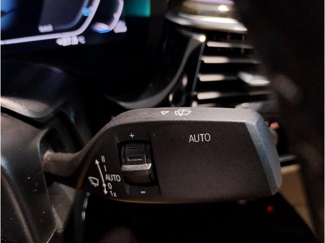 ５シリーズ ５２３ｄ　ｘＤｒｉｖｅ　Ｍスポーツ　サンルーフ　４ゾーンエアコン　アイボリーレザー　ヘッドアップディスプレイ　電動トランク　電動シート　１９インチＡＷ　アクティブクルーズコントロール　ＬＥＤヘッドライト　純正ナビ　ＴＶ　バックカメラ（42枚目）