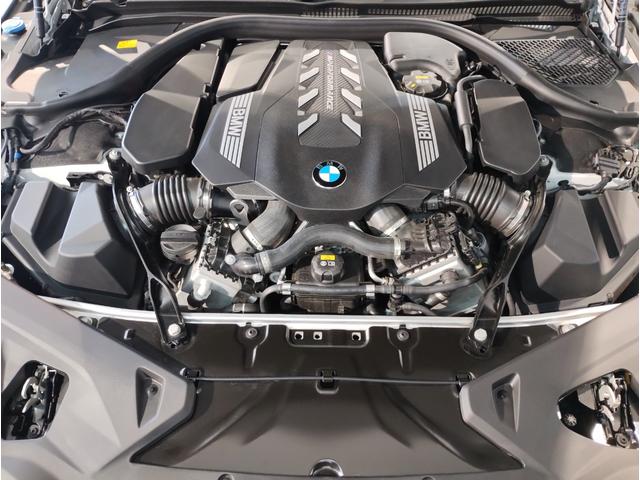 ８シリーズ Ｍ８５０ｉ　ｘＤｒｉｖｅ　グランクーペ　Ｍパフォーマンスパッケージ　２０インチＡＷ　Ｍアルカンタラルーフ　コニャックレザー　シートヒーター　ヘッドアップディスプレイ　Ｍスポーツブレーキ　サンルーフ　アクティブクルーズコントロール（5枚目）