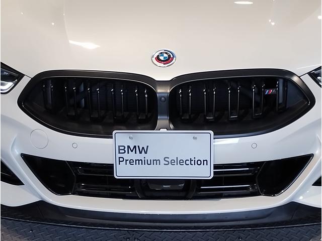 ８シリーズ Ｍ８５０ｉ　ｘＤｒｉｖｅ　グランクーペ　Ｍパフォーマンスパッケージ　２０インチＡＷ　Ｍアルカンタラルーフ　コニャックレザー　シートヒーター　ヘッドアップディスプレイ　Ｍスポーツブレーキ　サンルーフ　アクティブクルーズコントロール（16枚目）