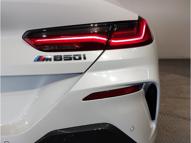 ８シリーズ Ｍ８５０ｉ　ｘＤｒｉｖｅ　グランクーペ　Ｍパフォーマンスパッケージ　２０インチＡＷ　Ｍアルカンタラルーフ　コニャックレザー　シートヒーター　ヘッドアップディスプレイ　Ｍスポーツブレーキ　サンルーフ　アクティブクルーズコントロール（28枚目）