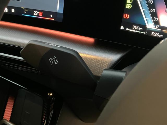Ｘ１ ｓＤｒｉｖｅ　１８ｉ　Ｍスポーツ　弊社デモレンタ・ハイラインＰＫＧ・ブラックレザー・ｈａｒｍａｎｋａｒｄｏｎ・ステアリングヒーター・　ＢＭＷカーブドディスプレイ　・アクティブクルーズコントロール・全周囲カメラ・サンプロテクションガラス（43枚目）