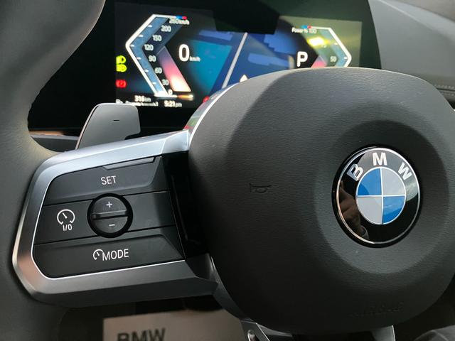 Ｘ１ ｓＤｒｉｖｅ　１８ｉ　Ｍスポーツ　弊社デモレンタ・ハイラインＰＫＧ・ブラックレザー・ｈａｒｍａｎｋａｒｄｏｎ・ステアリングヒーター・　ＢＭＷカーブドディスプレイ　・アクティブクルーズコントロール・全周囲カメラ・サンプロテクションガラス（76枚目）