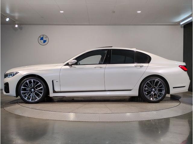 7シリーズ 740d xDrive Mスポーツ ワンオーナー 茶革 前席マッサージシート サンルーフ ソフトクローズドア シートヒーター ベンチレーション 純正ナビ 全周囲カメラ 地デジ harman/kardon ACC HUD 電動トランク(6枚目)