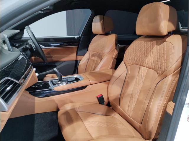 7シリーズ 740d xDrive Mスポーツ ワンオーナー 茶革 前席マッサージシート サンルーフ ソフトクローズドア シートヒーター ベンチレーション 純正ナビ 全周囲カメラ 地デジ harman/kardon ACC HUD 電動トランク(29枚目)