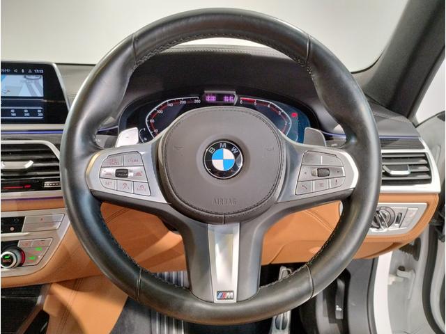 7シリーズ 740d xDrive Mスポーツ ワンオーナー 茶革 前席マッサージシート サンルーフ ソフトクローズドア シートヒーター ベンチレーション 純正ナビ 全周囲カメラ 地デジ harman/kardon ACC HUD 電動トランク(42枚目)
