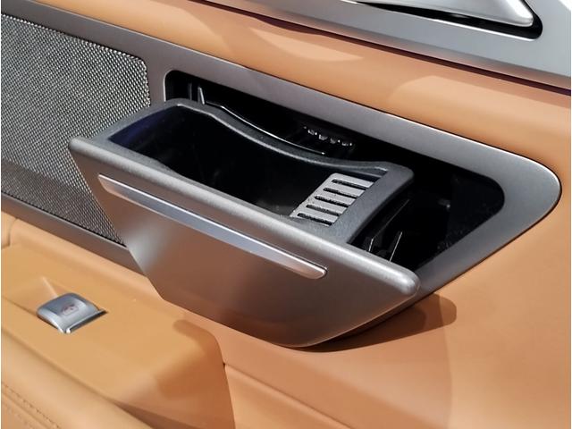 7シリーズ 740d xDrive Mスポーツ ワンオーナー 茶革 前席マッサージシート サンルーフ ソフトクローズドア シートヒーター ベンチレーション 純正ナビ 全周囲カメラ 地デジ harman/kardon ACC HUD 電動トランク(44枚目)