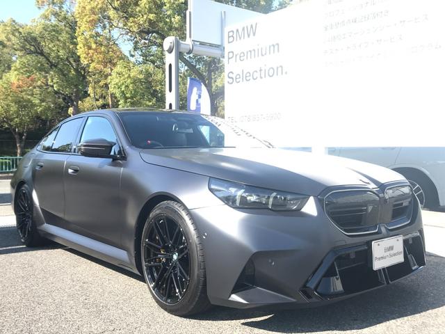 M5 M5 1オーナー MレーストラックPKG Mカーボンセラミックブレーキ Mドライバーズパッケージ B&Wサウンドシステム カーボンインテリアトリム ベンチレーションシート 20/21インチAW(11枚目)