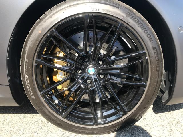 M5 M5 1オーナー MレーストラックPKG Mカーボンセラミックブレーキ Mドライバーズパッケージ B&Wサウンドシステム カーボンインテリアトリム ベンチレーションシート 20/21インチAW(14枚目)