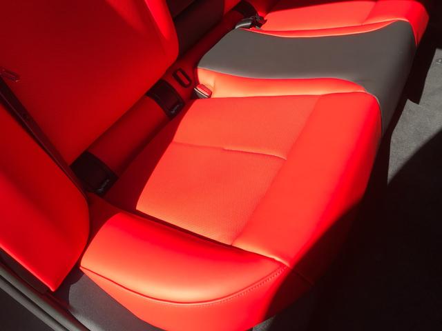 M5 M5 1オーナー MレーストラックPKG Mカーボンセラミックブレーキ Mドライバーズパッケージ B&Wサウンドシステム カーボンインテリアトリム ベンチレーションシート 20/21インチAW(47枚目)