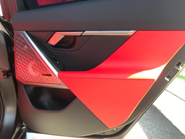 M5 M5 1オーナー MレーストラックPKG Mカーボンセラミックブレーキ Mドライバーズパッケージ B&Wサウンドシステム カーボンインテリアトリム ベンチレーションシート 20/21インチAW(55枚目)