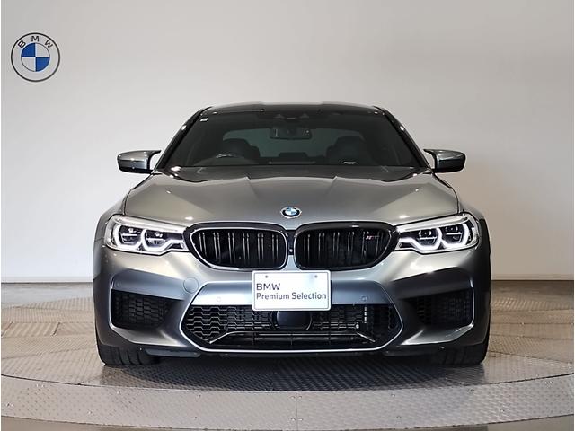 M5 M5 Mカーボンセラミックブレーキ ブラックレザーシート LEDヘッドライト アクティブクルーズコントロール 衝突軽減ブレーキ バックカメラ 全周囲カメラ 20インチAW コンフォートパッケージ(6枚目)