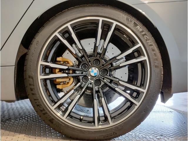 M5 M5 Mカーボンセラミックブレーキ ブラックレザーシート LEDヘッドライト アクティブクルーズコントロール 衝突軽減ブレーキ バックカメラ 全周囲カメラ 20インチAW コンフォートパッケージ(24枚目)