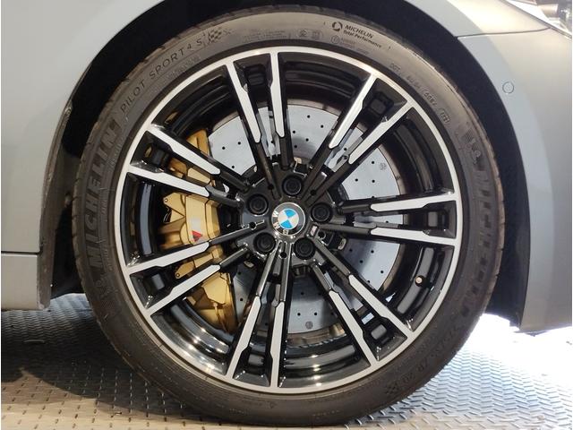 M5 M5 Mカーボンセラミックブレーキ ブラックレザーシート LEDヘッドライト アクティブクルーズコントロール 衝突軽減ブレーキ バックカメラ 全周囲カメラ 20インチAW コンフォートパッケージ(26枚目)