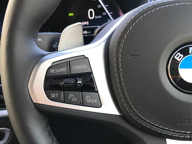 Ｘ７ ｘＤｒｉｖｅ　４０ｄ　Ｍスポーツ　弊社デモレンタアップ　Ｍスポーツパッケージプロ　スカイラウンジパノラマＳＲ　ベンチレーションＳ　冷温カップホルダー　ドライビングアシストプロ　アイコニックグロー　純正２２ＡＷ　クリスタルフィニッシュ（32枚目）