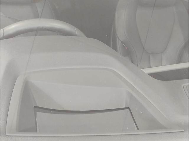 Ｘ６ Ｍ５０ｉ　ワンオーナー　サンルーフ　プラスＰＫＧ　ｈａｒｍａｎ／ｋａｒｄｏｎ　冷温カップホルダー　ソフトクローズドア　黒レザーシート　ドライビングアシストプロ　ライブコックピット　パドルシフト　フルセグＴＶ（15枚目）