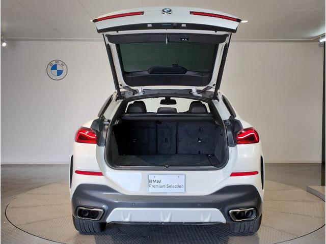 Ｘ６ Ｍ５０ｉ　ワンオーナー　サンルーフ　プラスＰＫＧ　ｈａｒｍａｎ／ｋａｒｄｏｎ　冷温カップホルダー　ソフトクローズドア　黒レザーシート　ドライビングアシストプロ　ライブコックピット　パドルシフト　フルセグＴＶ（33枚目）
