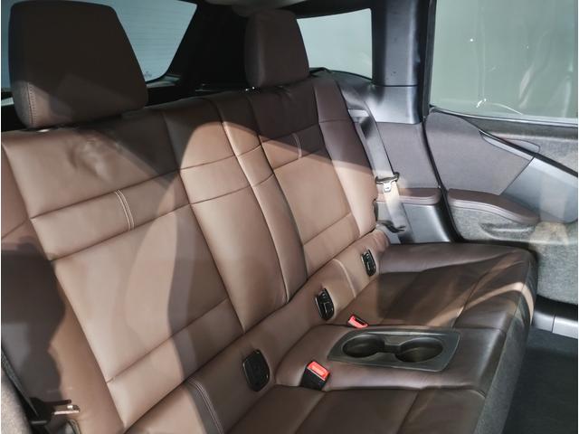 ｉ３ アトリエ　レンジ・エクステンダー装備車　認定保証　１２０Ａｈ後期モデル　ワンオーナー　インテリアデザイン　ＳＵＩＴＥ　茶レザー　シートヒーター　アクティブクルーズコントロール　純正ナビ　Ｂカメラ　ＰＤＣ　ワイヤレスチャージ　純正１９ＡＷ（35枚目）