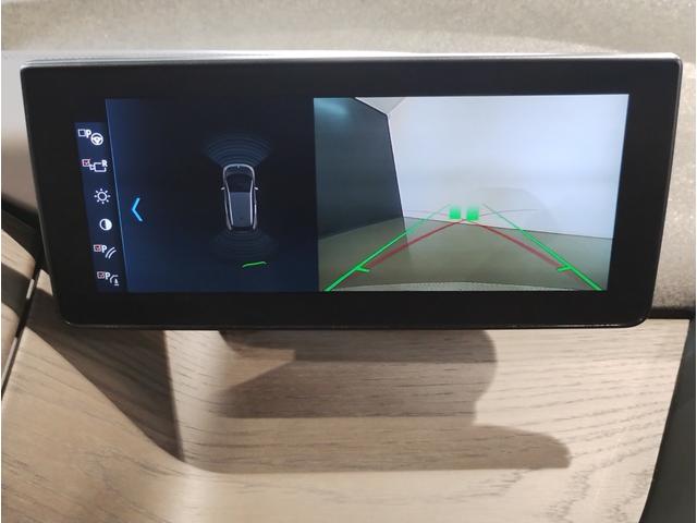 ｉ３ アトリエ　レンジ・エクステンダー装備車　認定保証　１２０Ａｈ後期モデル　ワンオーナー　インテリアデザイン　ＳＵＩＴＥ　茶レザー　シートヒーター　アクティブクルーズコントロール　純正ナビ　Ｂカメラ　ＰＤＣ　ワイヤレスチャージ　純正１９ＡＷ（53枚目）