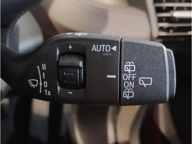 ｉ３ アトリエ　レンジ・エクステンダー装備車　認定保証　１２０Ａｈ後期モデル　ワンオーナー　インテリアデザイン　ＳＵＩＴＥ　茶レザー　シートヒーター　アクティブクルーズコントロール　純正ナビ　Ｂカメラ　ＰＤＣ　ワイヤレスチャージ　純正１９ＡＷ（61枚目）