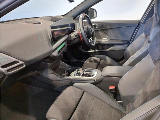 １シリーズ Ｍ１３５　ｘＤｒｉｖｅ　アダクティブＭサス　ＯＰ１９ＡＷ　ヘッドアップディスプレイ　レッドキャリパー　ｈａｒｍａｎ／ｋａｒｄｏｎ　Ｍスポーツシート　Ｍシートベルト　ＵＶカットガラス　ドライビングアシストプロ（24枚目）