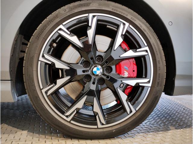 １シリーズ Ｍ１３５　ｘＤｒｉｖｅ　アダクティブＭサス　ＯＰ１９ＡＷ　ヘッドアップディスプレイ　レッドキャリパー　ｈａｒｍａｎ／ｋａｒｄｏｎ　Ｍスポーツシート　Ｍシートベルト　ＵＶカットガラス　ドライビングアシストプロ（25枚目）