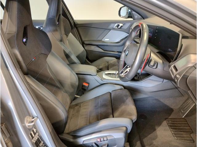 １シリーズ Ｍ１３５　ｘＤｒｉｖｅ　アダクティブＭサス　ＯＰ１９ＡＷ　ヘッドアップディスプレイ　レッドキャリパー　ｈａｒｍａｎ／ｋａｒｄｏｎ　Ｍスポーツシート　Ｍシートベルト　ＵＶカットガラス　ドライビングアシストプロ（30枚目）