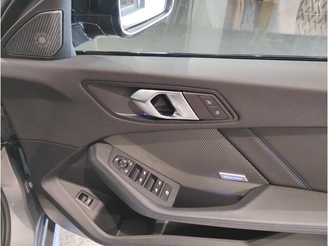 １シリーズ Ｍ１３５　ｘＤｒｉｖｅ　アダクティブＭサス　ＯＰ１９ＡＷ　ヘッドアップディスプレイ　レッドキャリパー　ｈａｒｍａｎ／ｋａｒｄｏｎ　Ｍスポーツシート　Ｍシートベルト　ＵＶカットガラス　ドライビングアシストプロ（66枚目）