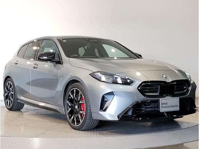 １シリーズ Ｍ１３５　ｘＤｒｉｖｅ　アダクティブＭサス　ＯＰ１９ＡＷ　ヘッドアップディスプレイ　レッドキャリパー　ｈａｒｍａｎ／ｋａｒｄｏｎ　Ｍスポーツシート　Ｍシートベルト　ＵＶカットガラス　ドライビングアシストプロ（76枚目）