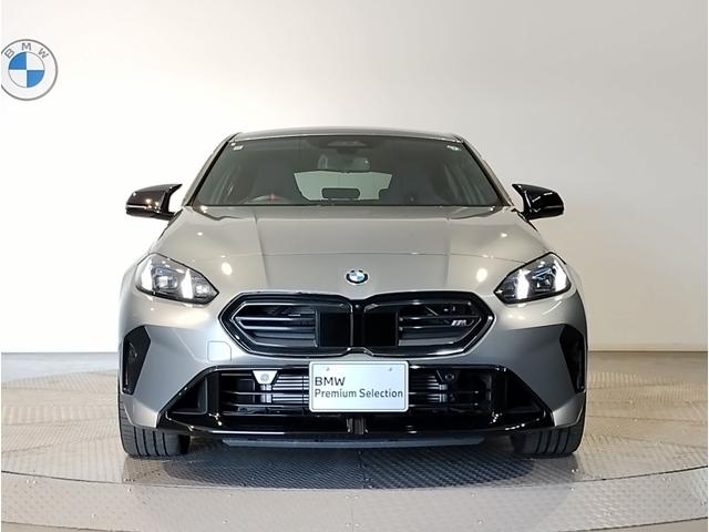 １シリーズ Ｍ１３５　ｘＤｒｉｖｅ　アダクティブＭサス　ＯＰ１９ＡＷ　ヘッドアップディスプレイ　レッドキャリパー　ｈａｒｍａｎ／ｋａｒｄｏｎ　Ｍスポーツシート　Ｍシートベルト　ＵＶカットガラス　ドライビングアシストプロ（77枚目）
