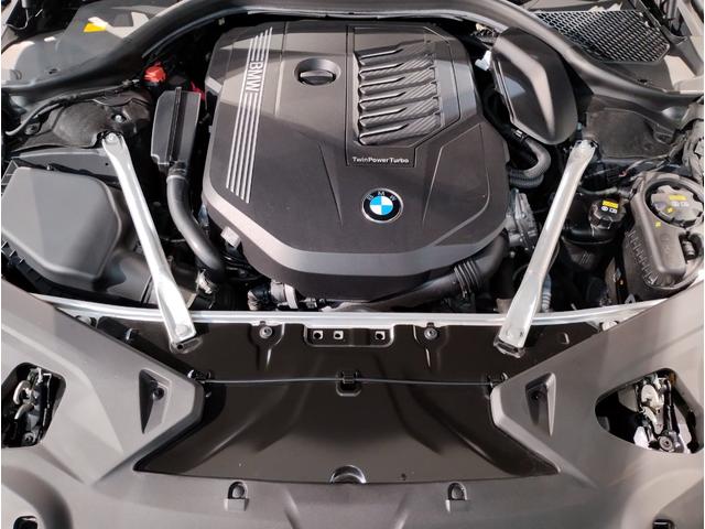 ８シリーズ ８４０ｉ　カブリオレ　エクスクルーシブ　Ｍスポーツ　後期モデル　コニャックレザーシート　全周囲カメラ　アクティブクルーズコントロール　衝突軽減ブレーキ　電動トランク　ＬＥＤヘッドライト　シートヒーター　ヘッドアップディスプレイ（5枚目）