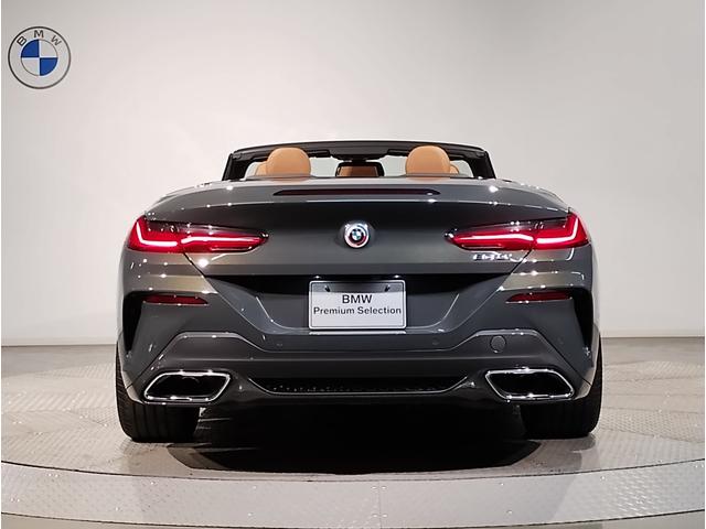 ８シリーズ ８４０ｉ　カブリオレ　エクスクルーシブ　Ｍスポーツ　後期モデル　コニャックレザーシート　全周囲カメラ　アクティブクルーズコントロール　衝突軽減ブレーキ　電動トランク　ＬＥＤヘッドライト　シートヒーター　ヘッドアップディスプレイ（7枚目）